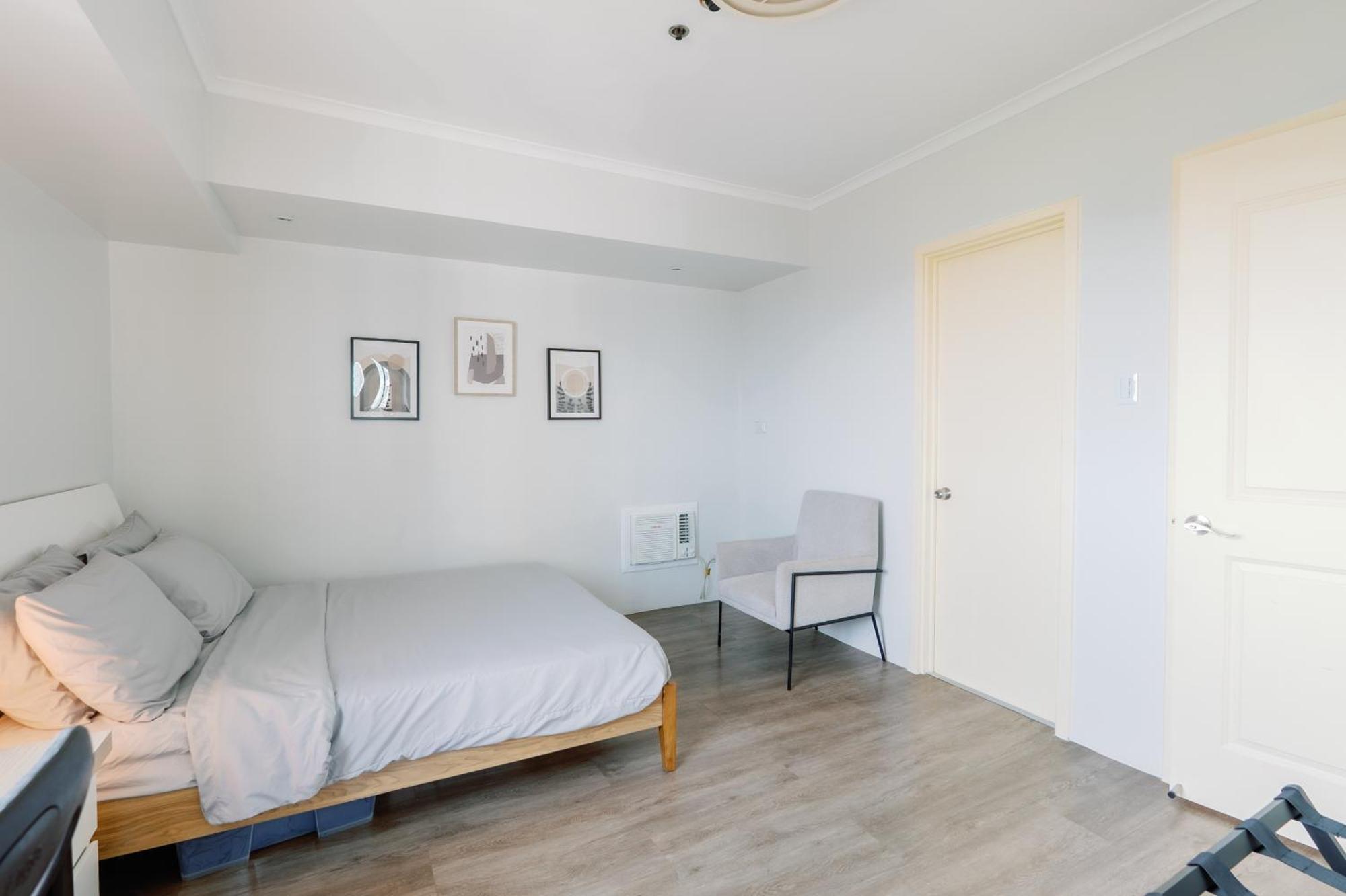טאגיג Cozy 2-Bedroom At South Of Market Soma Bgc Near Sm Aura, Market! Market! & Bonifacio High Street מראה חיצוני תמונה